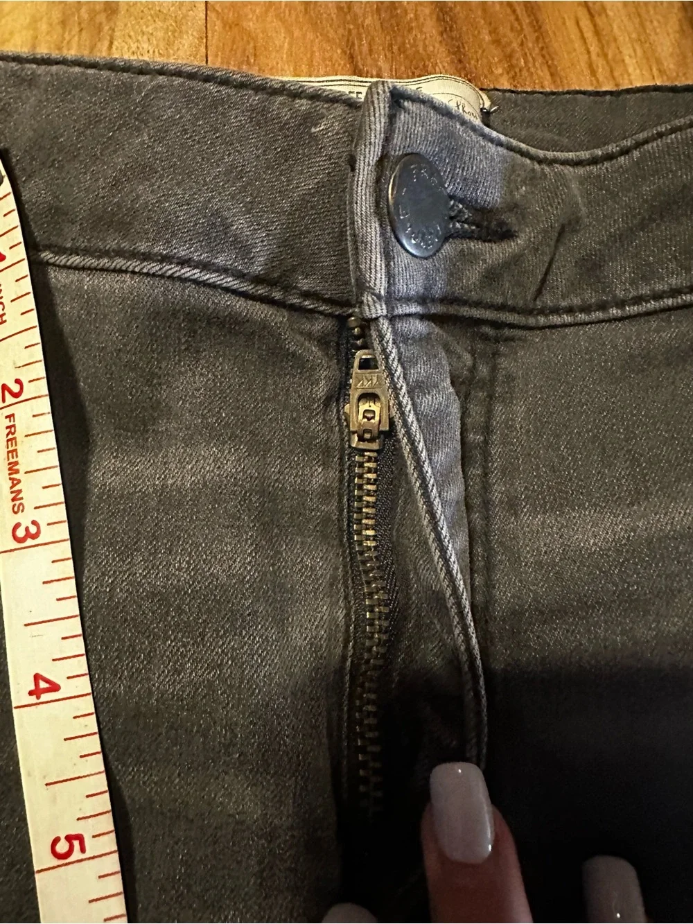 Free People Black Super Flare Bell Bottom Jeans Women’s 25 Raw Hem Stretch Boho
